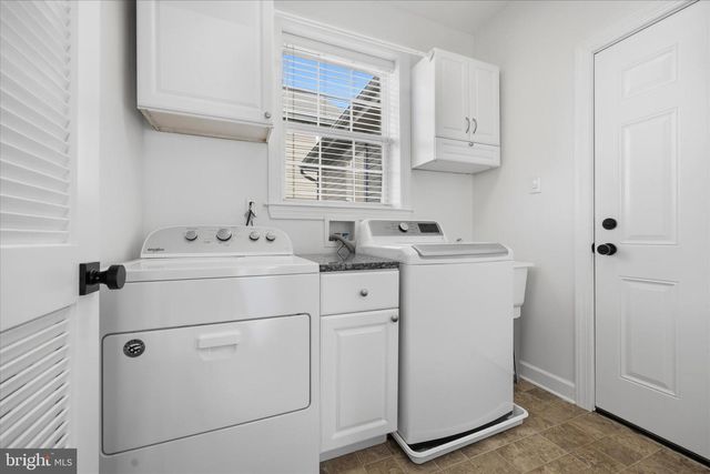 2177 RED BARN DR, Furlong, PA 18925