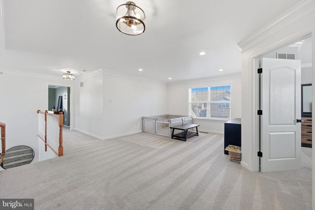 2177 RED BARN DR, Furlong, PA 18925