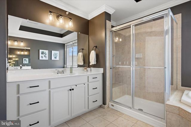 2177 RED BARN DR, Furlong, PA 18925