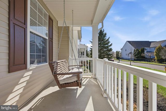 2177 RED BARN DR, Furlong, PA 18925