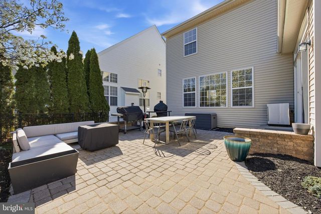 2177 RED BARN DR, Furlong, PA 18925