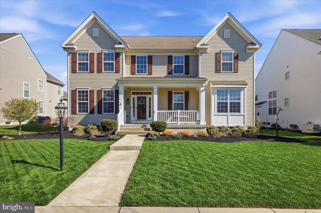 2177 RED BARN DR, Furlong, PA 18925