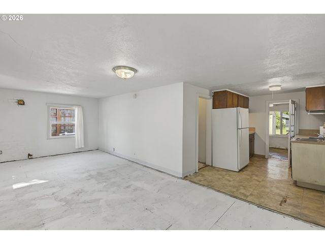 7287 Se JOHNSON St, Hillsboro, OR 97123