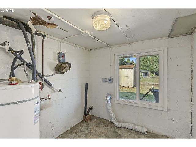 7287 Se JOHNSON St, Hillsboro, OR 97123