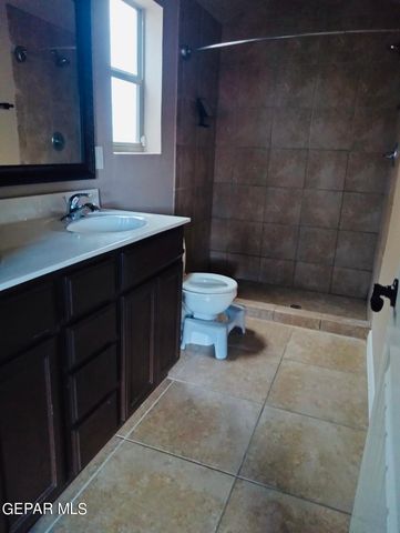 3904 HUECO VALLEY Drive, El Paso, TX 79938