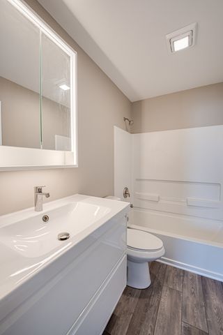 3783 Bailey Road 3783, Yorkville, IL 60560