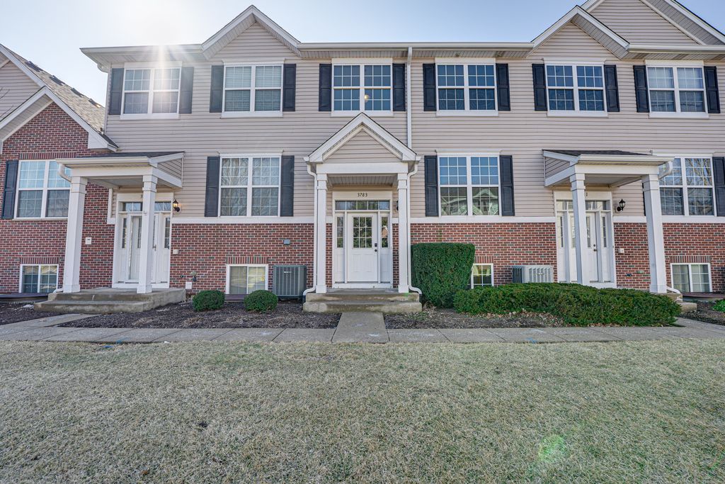 3783 Bailey Road 3783, Yorkville, IL 60560