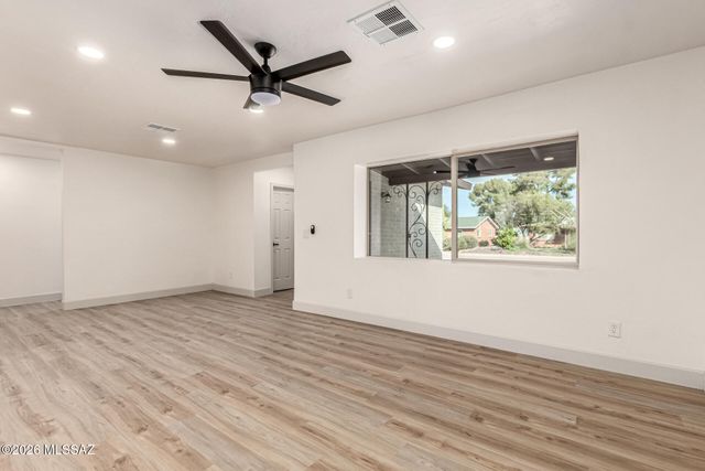 2032 E Florence Drive, Tucson, AZ 85719