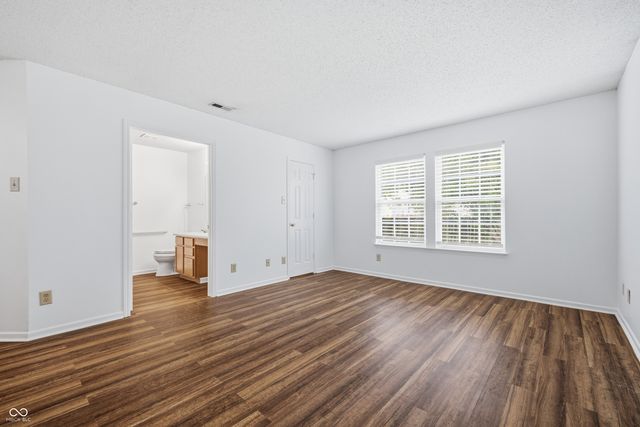 5624 N Jamestown, Mccordsville, IN 46055