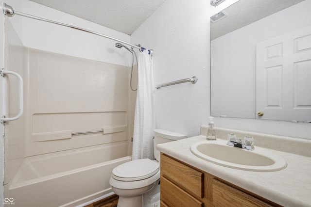 5624 N Jamestown, Mccordsville, IN 46055