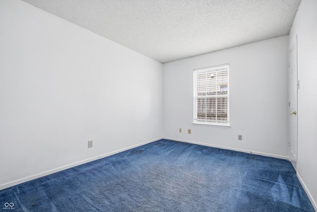 5624 N Jamestown, Mccordsville, IN 46055