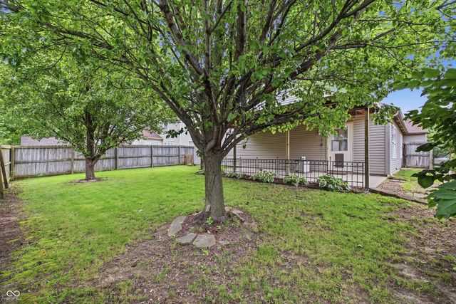 5624 N Jamestown, Mccordsville, IN 46055