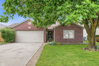 5624 N Jamestown, Mccordsville, IN 46055