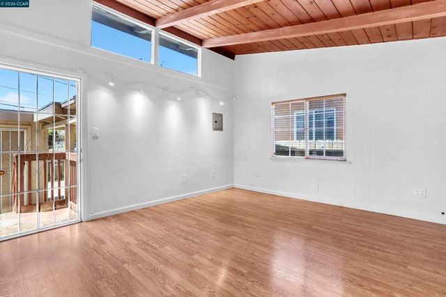 440 Marina Way, Richmond, CA 94804