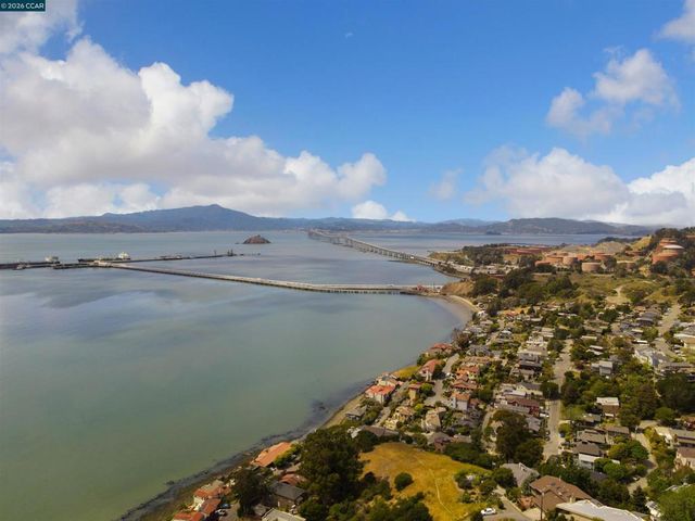 440 Marina Way, Richmond, CA 94804