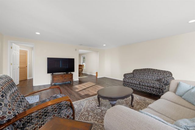 7754 Saint Joe Road, Fort Wayne, IN 46835