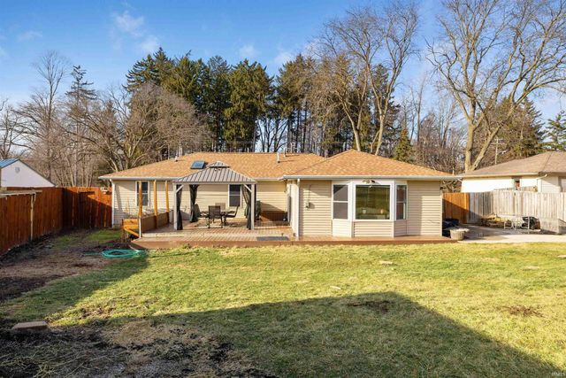 7754 Saint Joe Road, Fort Wayne, IN 46835
