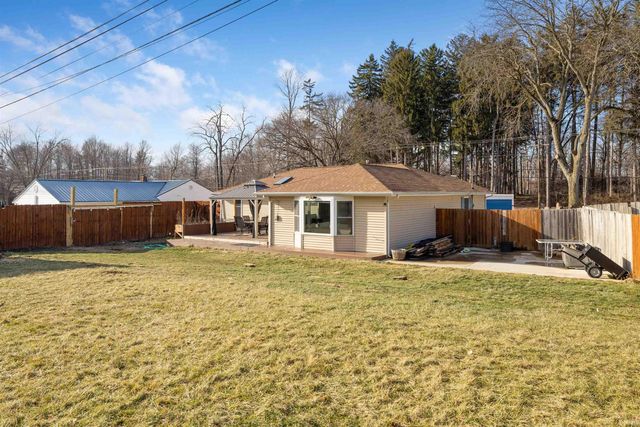 7754 Saint Joe Road, Fort Wayne, IN 46835