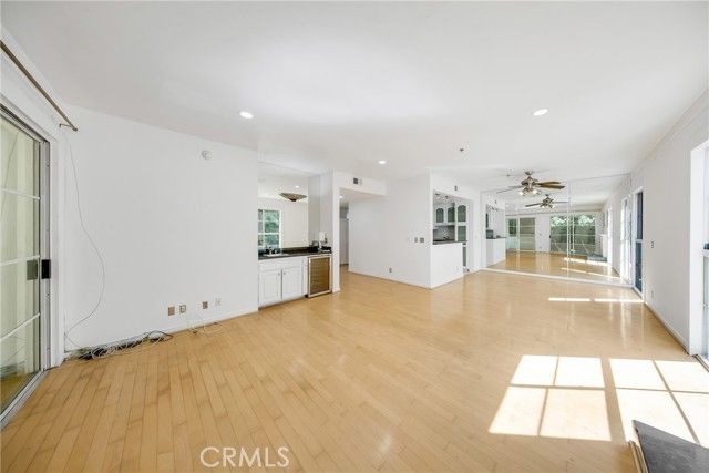 1401 S Bentley Avenue 203, Los Angeles, CA 90025