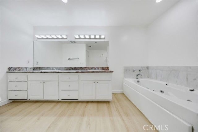 1401 S Bentley Avenue 203, Los Angeles, CA 90025