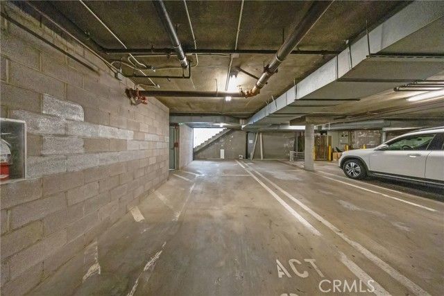 1401 S Bentley Avenue 203, Los Angeles, CA 90025