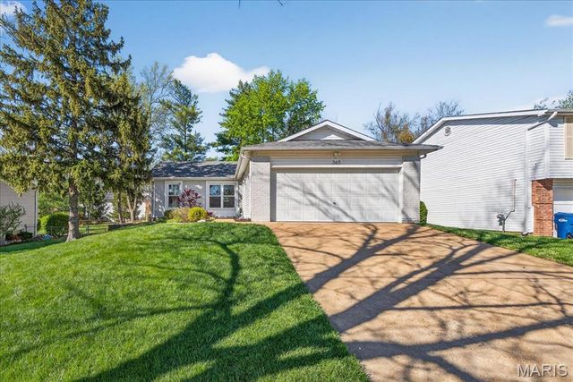 365 Palermo Drive, Ballwin, MO 63021