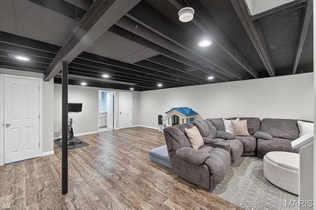 365 Palermo Drive, Ballwin, MO 63021