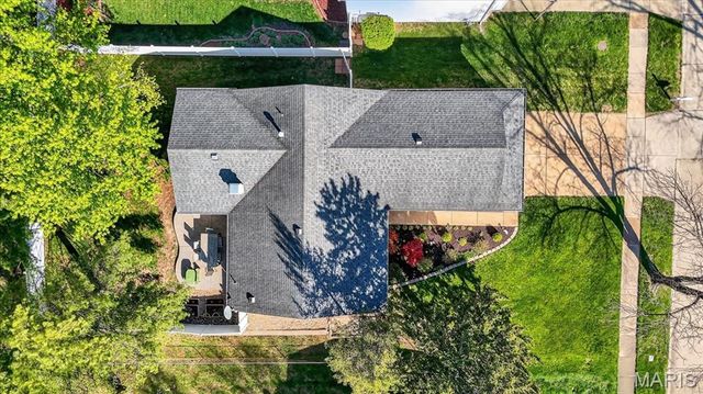 365 Palermo Drive, Ballwin, MO 63021