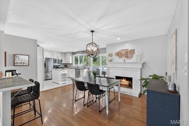 365 Palermo Drive, Ballwin, MO 63021