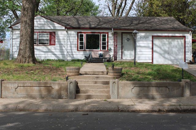 317 Stearns, Haysville, KS 67060