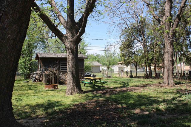 317 Stearns, Haysville, KS 67060