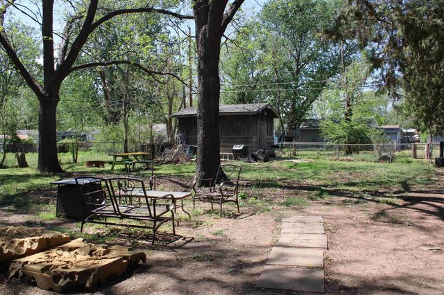 317 Stearns, Haysville, KS 67060