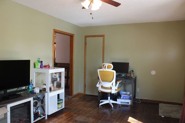 317 Stearns, Haysville, KS 67060