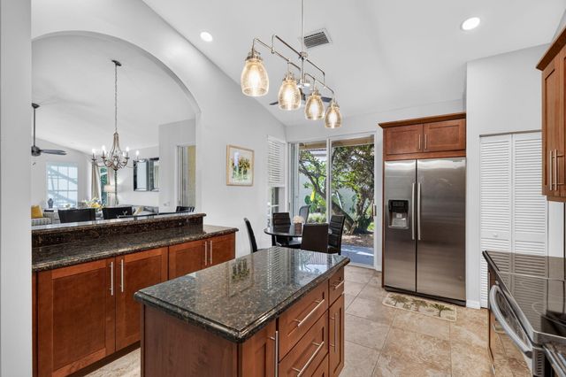 13910 Cross Pointe Court, Palm Beach Gardens, FL 33418