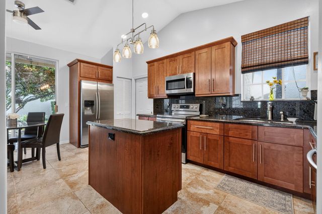 13910 Cross Pointe Court, Palm Beach Gardens, FL 33418