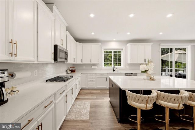 8604 KLEMKO WAY, Waldorf, MD 20603