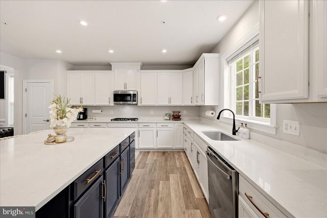 8604 KLEMKO WAY, Waldorf, MD 20603