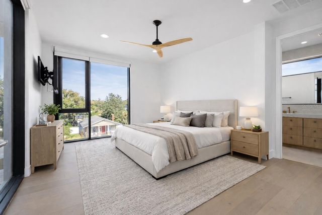 2707 N WOODROW AVENUE 3, Tampa, FL 33602