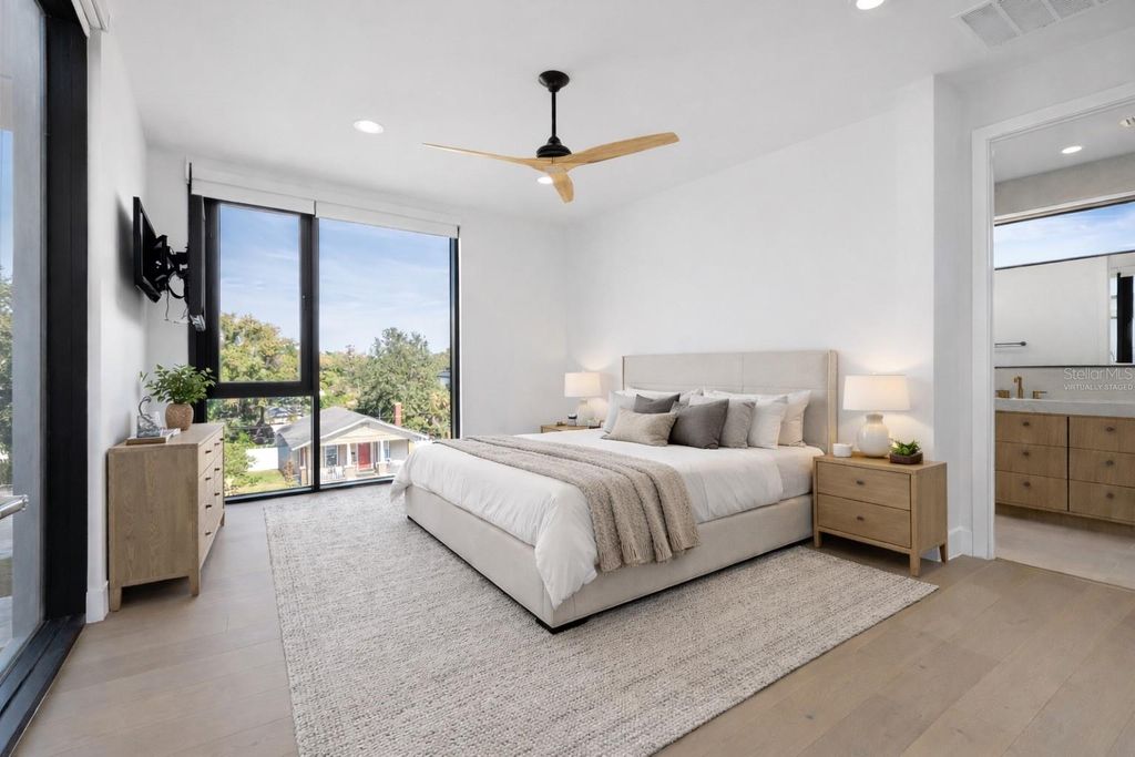 Image 23 of property listing at 2707 N WOODROW AVENUE 3, Tampa, FL 33602