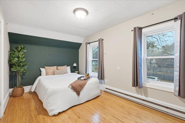 2309 E 32nd Street, Minneapolis, MN 55406