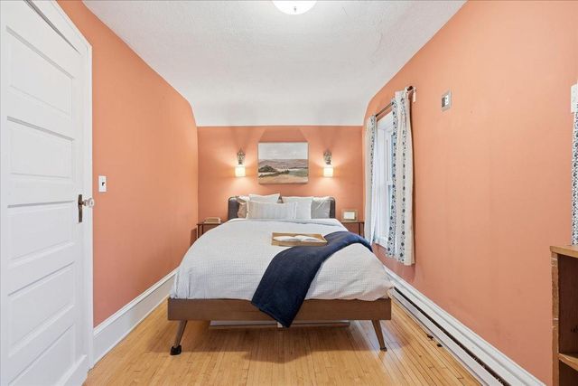 2309 E 32nd Street, Minneapolis, MN 55406