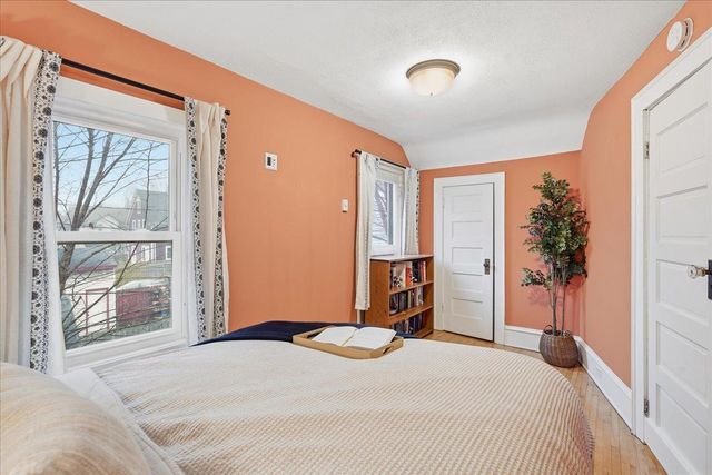 2309 E 32nd Street, Minneapolis, MN 55406