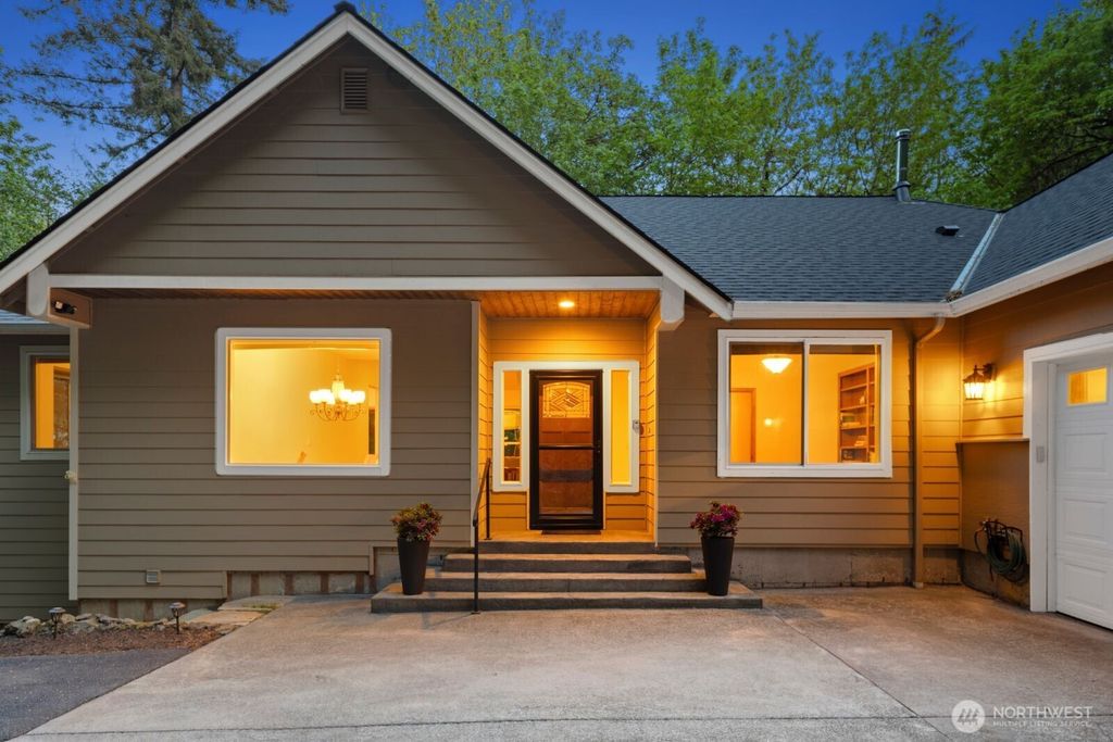 14925 180th Place SE, Snohomish, WA 98290