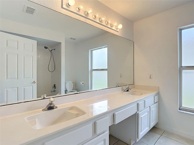 957 VIA BIANCA DRIVE, Davenport, FL 33896