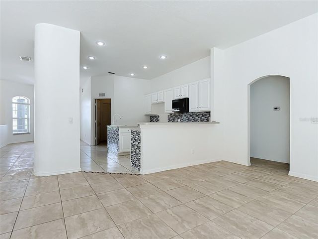 957 VIA BIANCA DRIVE, Davenport, FL 33896