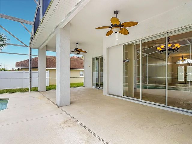957 VIA BIANCA DRIVE, Davenport, FL 33896