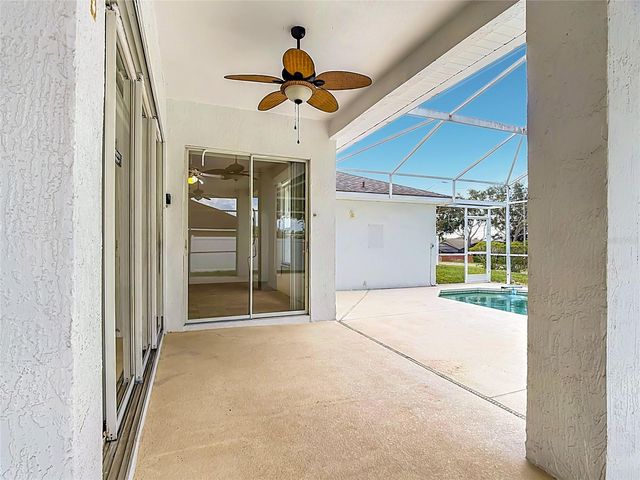 957 VIA BIANCA DRIVE, Davenport, FL 33896