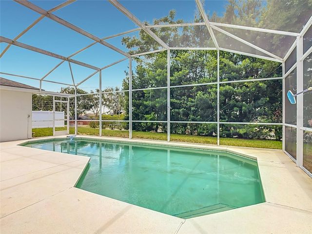 957 VIA BIANCA DRIVE, Davenport, FL 33896