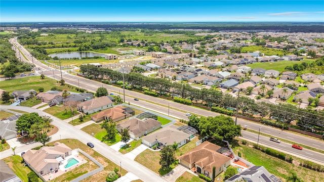 957 VIA BIANCA DRIVE, Davenport, FL 33896