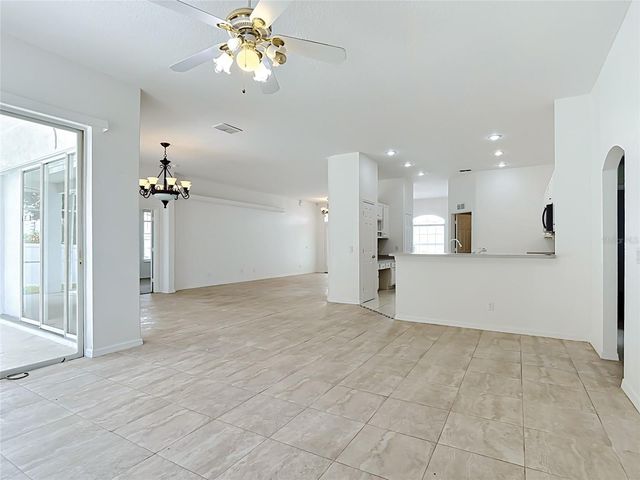 957 VIA BIANCA DRIVE, Davenport, FL 33896